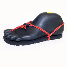 Load image into Gallery viewer, Huarachi #01 / vibram sole / Black x Red