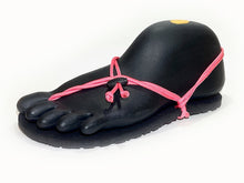 Load image into Gallery viewer, Huarachi #01 / vibram sole / Black x Pink