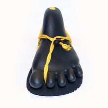 Load image into Gallery viewer, Huarachi #01 / vibram sole / Black x Mustard