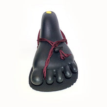 Load image into Gallery viewer, Huarachi #01 / vibram sole / Black x Wine red