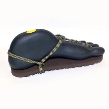 Load image into Gallery viewer, Huarachi #01 / vibram sole / Tobacco × Digital camo