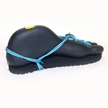 Load image into Gallery viewer, Huarachi #01 / vibram sole / Black x Turquoise
